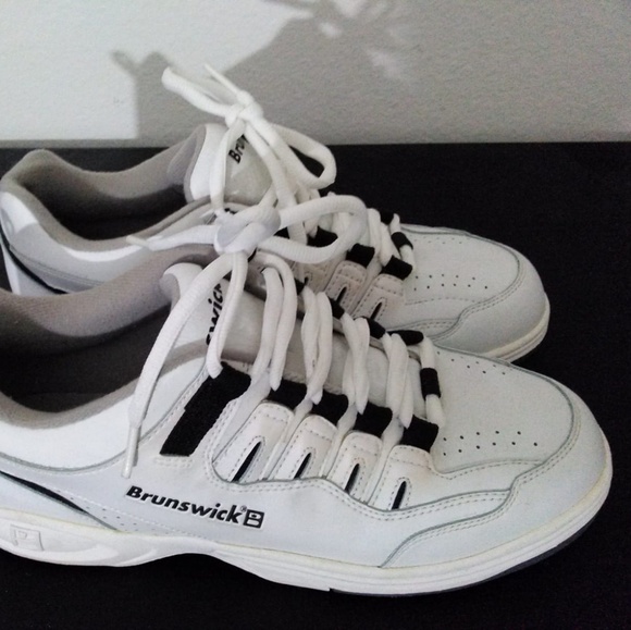 Brunswick Phantom Mens Bowling Shoes 